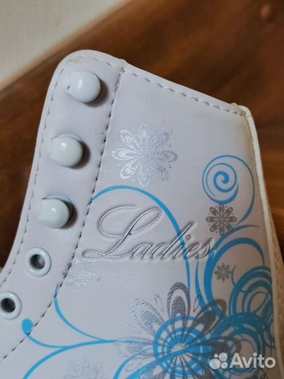 Коньки детские