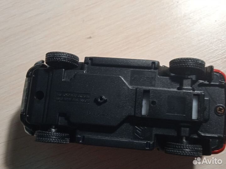 Модель Toyota FJ cruiser 1:43