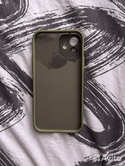 Чехол на iPhone 12