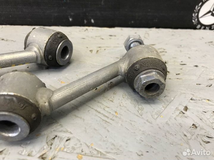 Стойка стабилизатора задняя Mercedes-Benz B-180