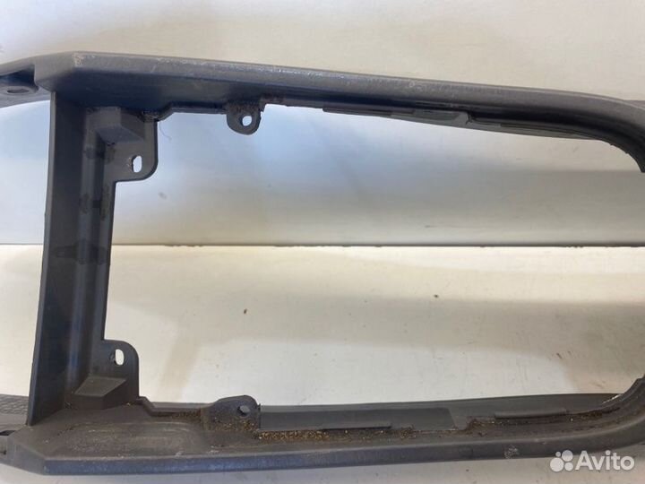 Консоль между сидений Kia Spectra седан S6D 2008