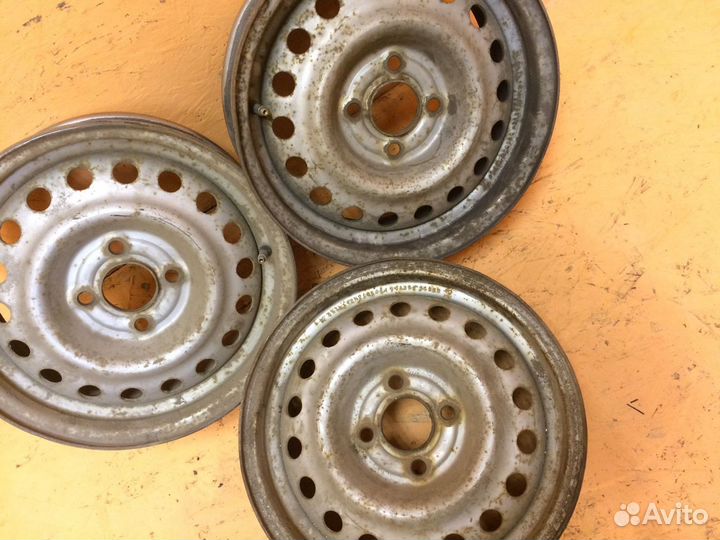 3 шт. Диски - диаметр 14 PCD 4х100