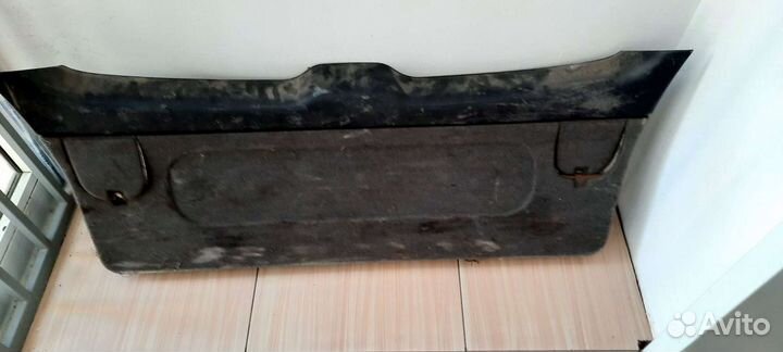 Обшивка 5ой двери subaru legacy bh5