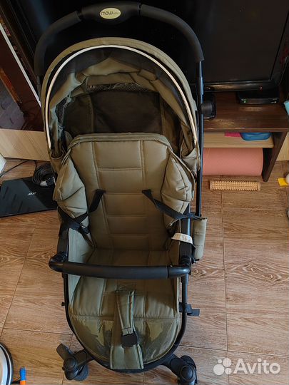 Прогулочная коляска с перекидной ручкой