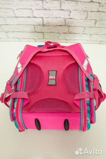 Рюкзак школьный для девочки 1-4 класс новый