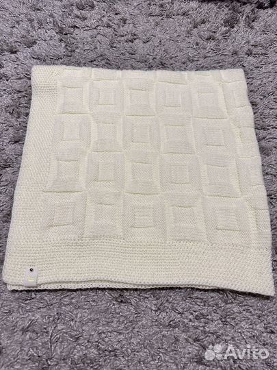 Вязаный комплект ручной работы