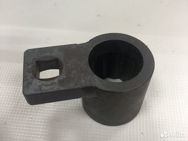 Ключ для снятия датчика давления масла MB992118