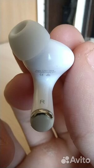 Правый наушник airpods pro 2