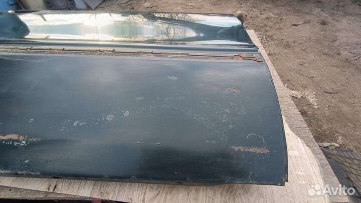 Задняя правая дверь Audi 80