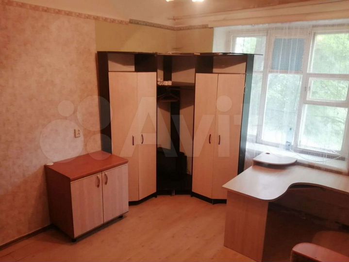 Комната 16 м² в > 9-к., 2/2 эт.