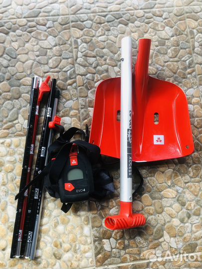 Бипер лавинный датчик