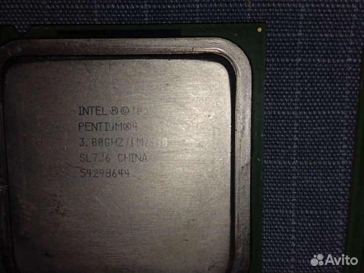 5 Процессоров (2 pentium, 3 celeron)