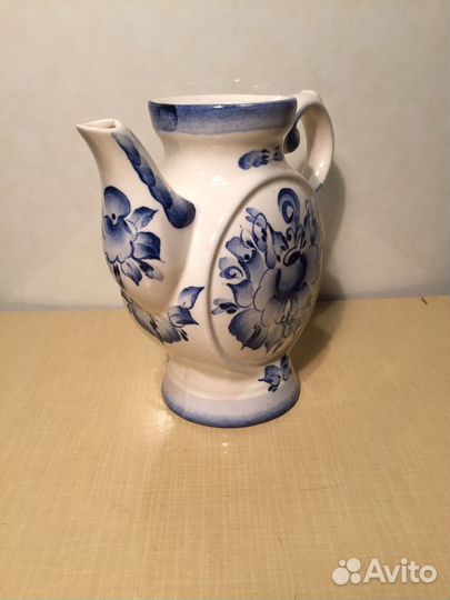 Кувшин Гжель