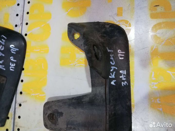 Брызговик акцент