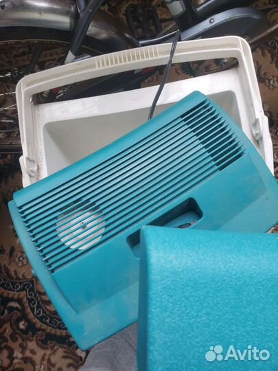 Автомобильный холодильник