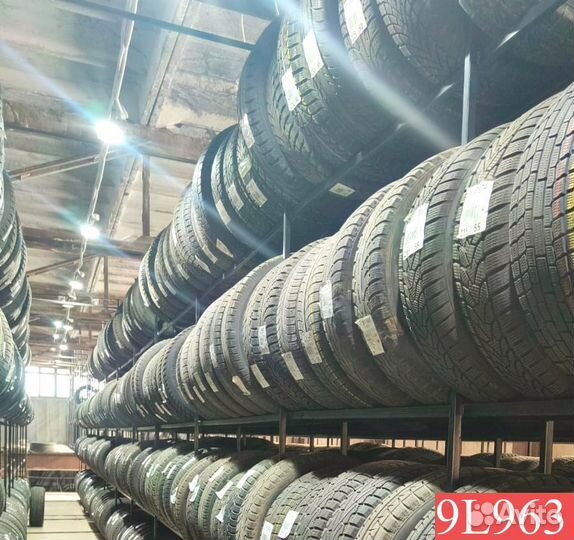 Kumho Majesty 9 Solus TA91 245/40 R19 98T