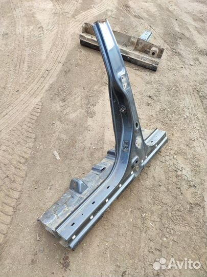 Стойка кузова центральная левая Ssangyong Kyron DJ