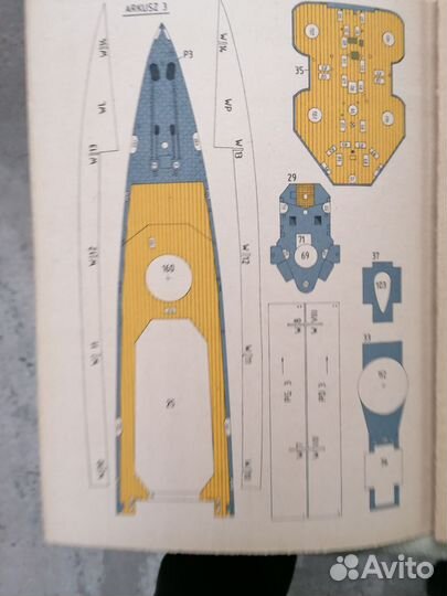 Модель корабля