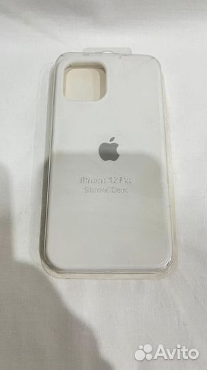 Чехлы на телефон iPhone 12
