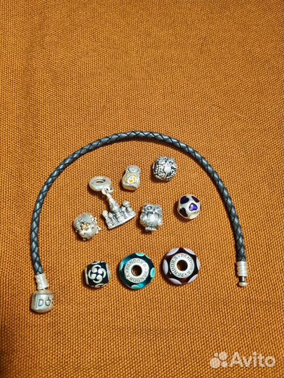 Браслет и шармы pandora