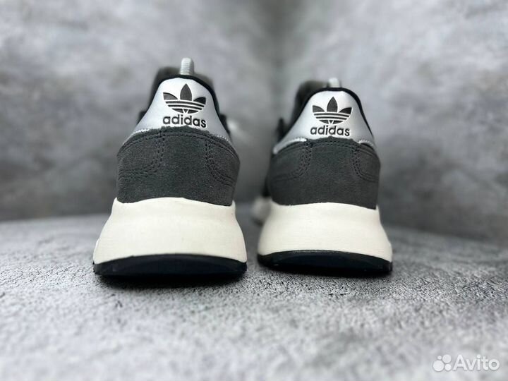 Лёгкие кроссовки Adidas Petropy (Арт.58049)