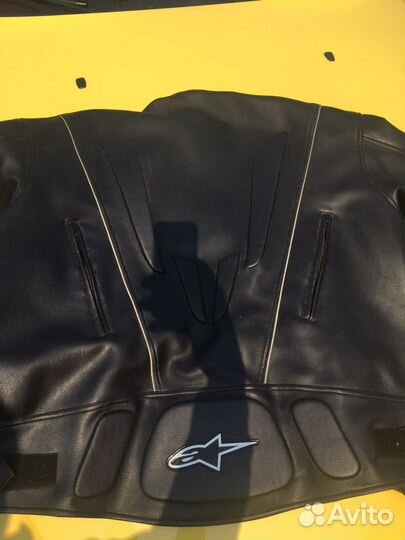 Мотокуртка