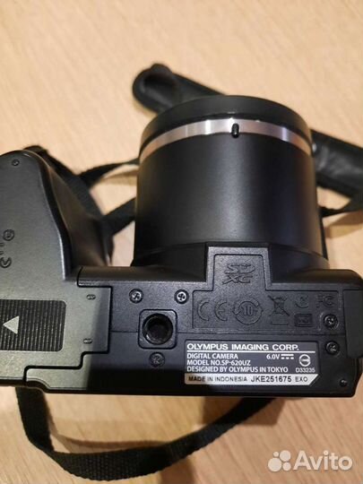 Компактный фотоаппарат