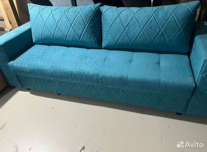 Прямой диван в наличии