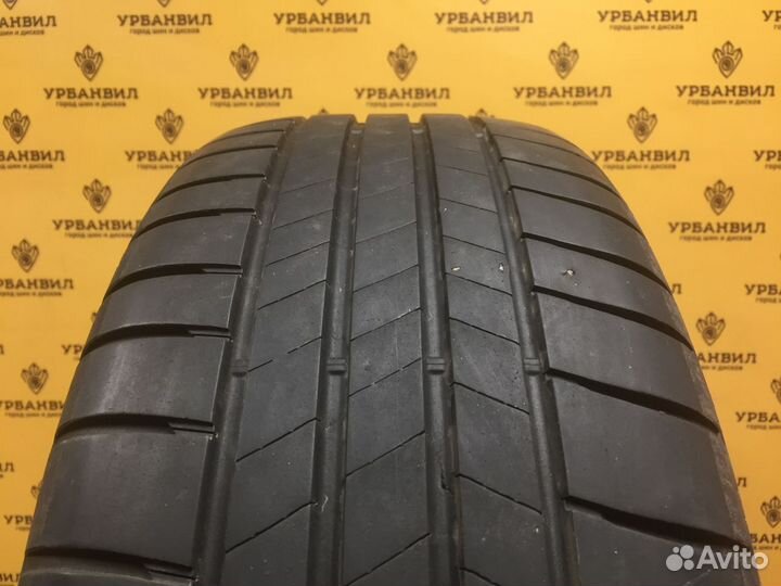 Bridgestone Turanza T005 215/55 R17 94V