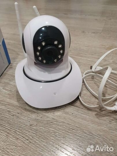 Камера видеонаблюдения купольная
