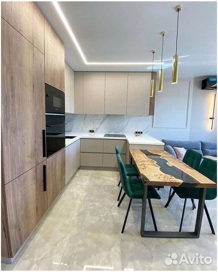 Кухонный гарнитур новый