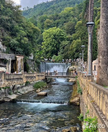 Экскурсия в Абхазию минювен, джип тур