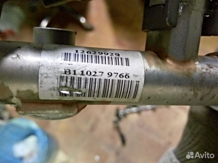 Рейка топливная (рампа) 3.0-3.6 cadillac SRX 2009)