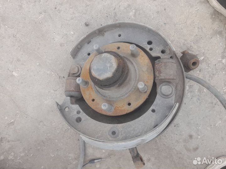 Кулак поворотный Волга 24 задний универсал