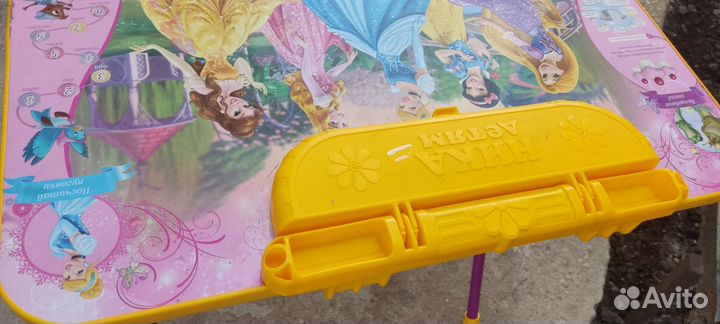 Детский столик для девочки