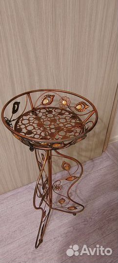 Подставка для цветов напольная металлическая