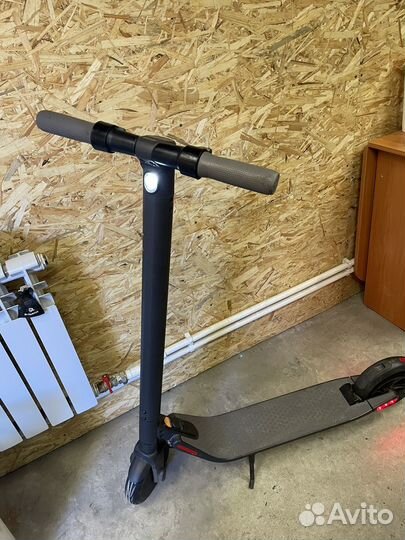 Электросамокат Ninebot kickscooter ES2