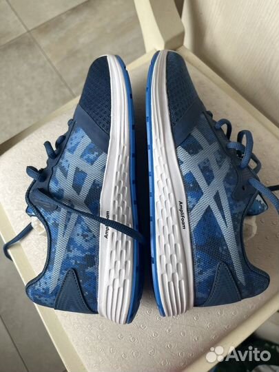 Кроссовки asics новые оригинал 37(23,5)