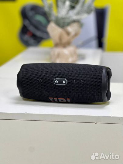 Акустические колонки jbl