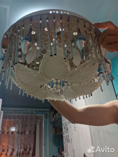 Люстра потолочная бу
