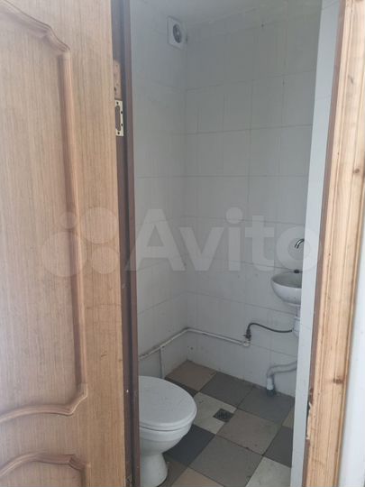 Свободного назначения, 70 м²