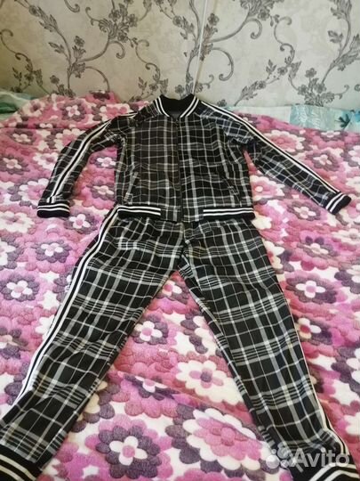 Спортивный костюм