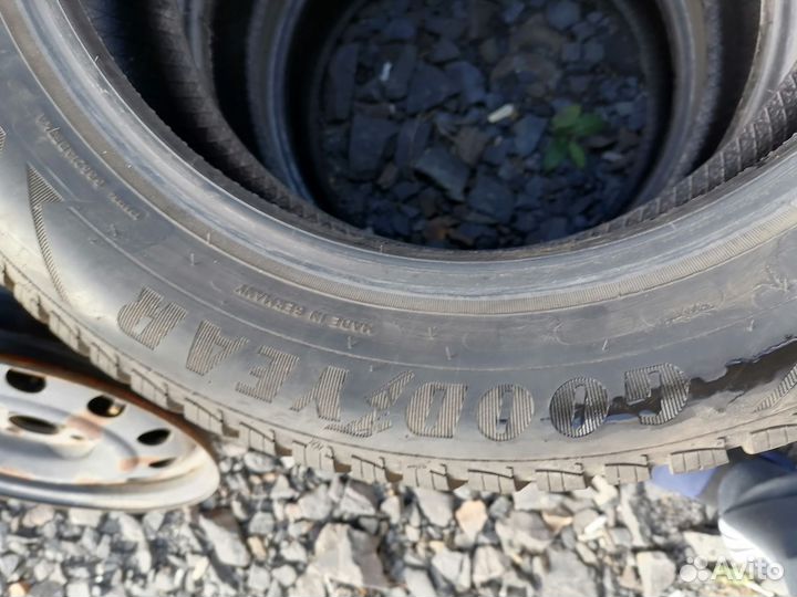 Goodyear UltraGrip 9 205/55 R16 91T