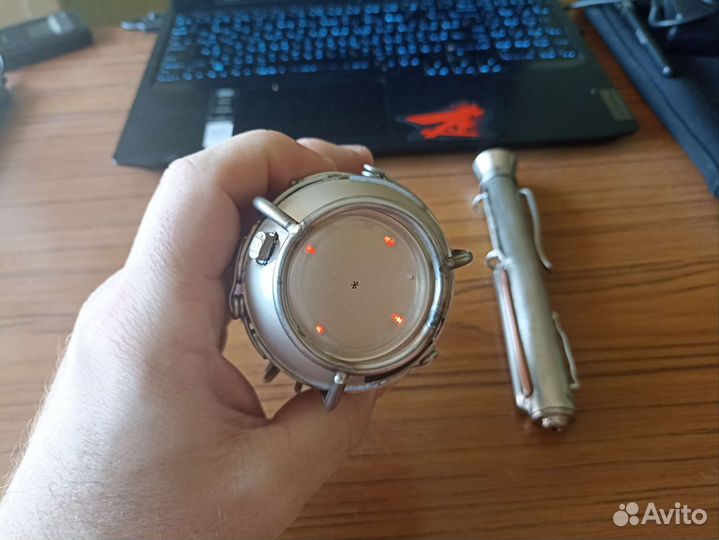 Портативная блютуз колонка и фонарик