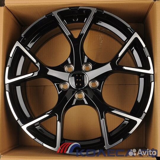 Диски 3S5997 8/18 5x112 ET35 d66.45 BP