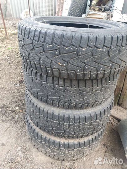 Pirelli Ice Zero 205/60 R16