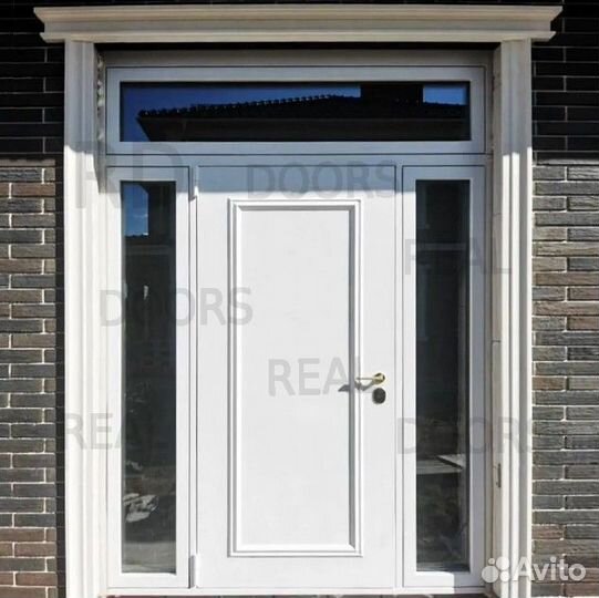 Белая входная группа с терморазрывом в дом
