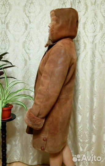 Дубленка, р. 46-48, женская