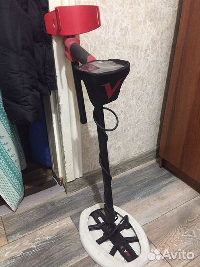 Металлоискатель minelab vanquish 540 + Pro-find 20