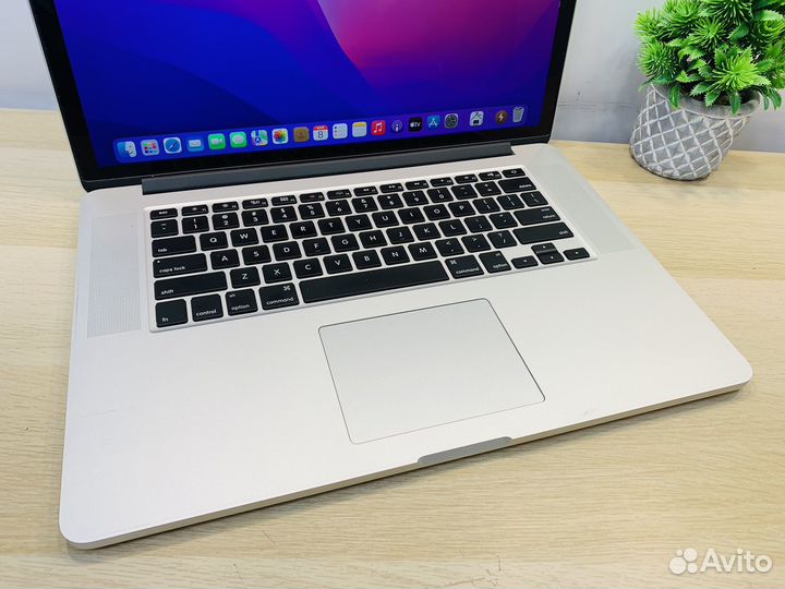 Apple MacBook Pro 15 2015 1 Tb SSD